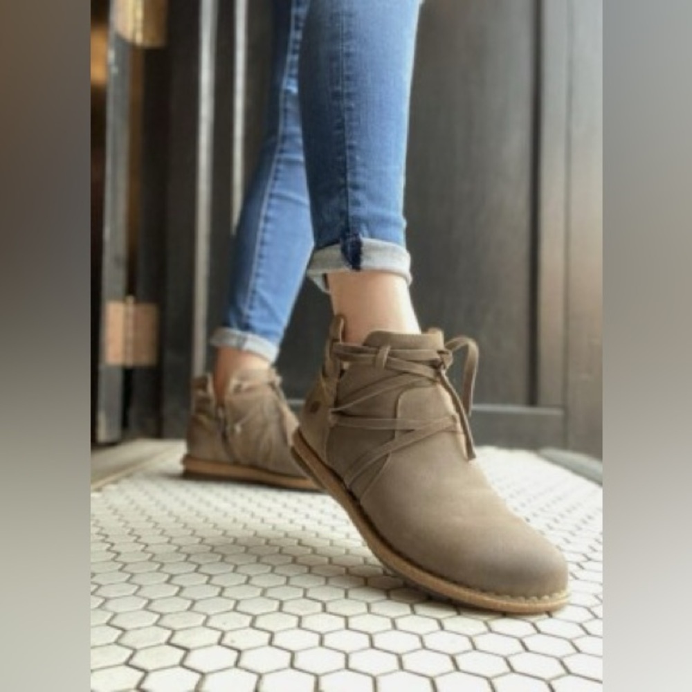 Born Women's Taupe Ankle Booties